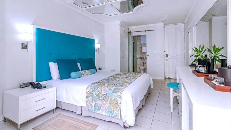 hedonism-room-GVR